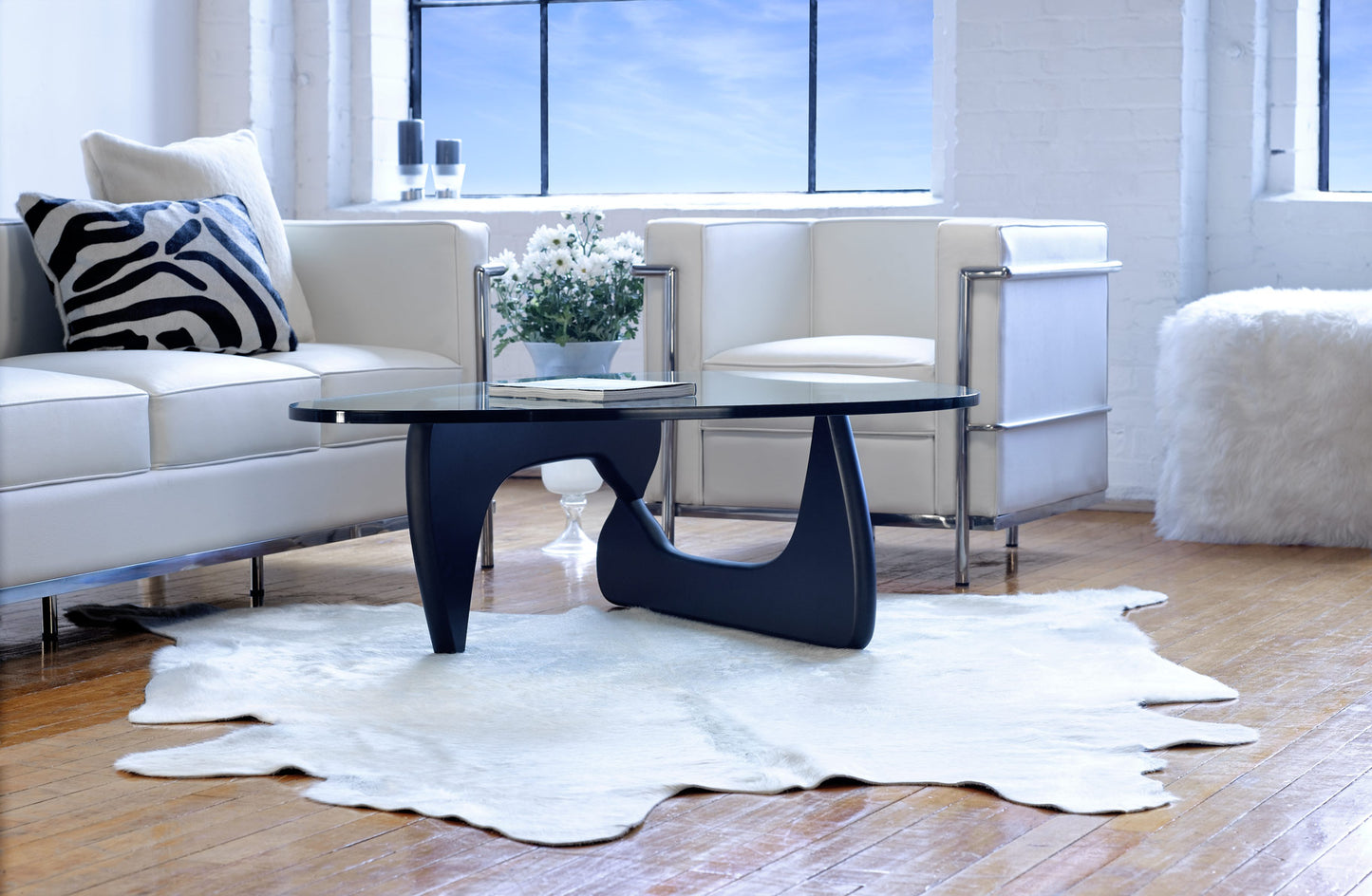 5 x 7 Off White Cowhide Rug
