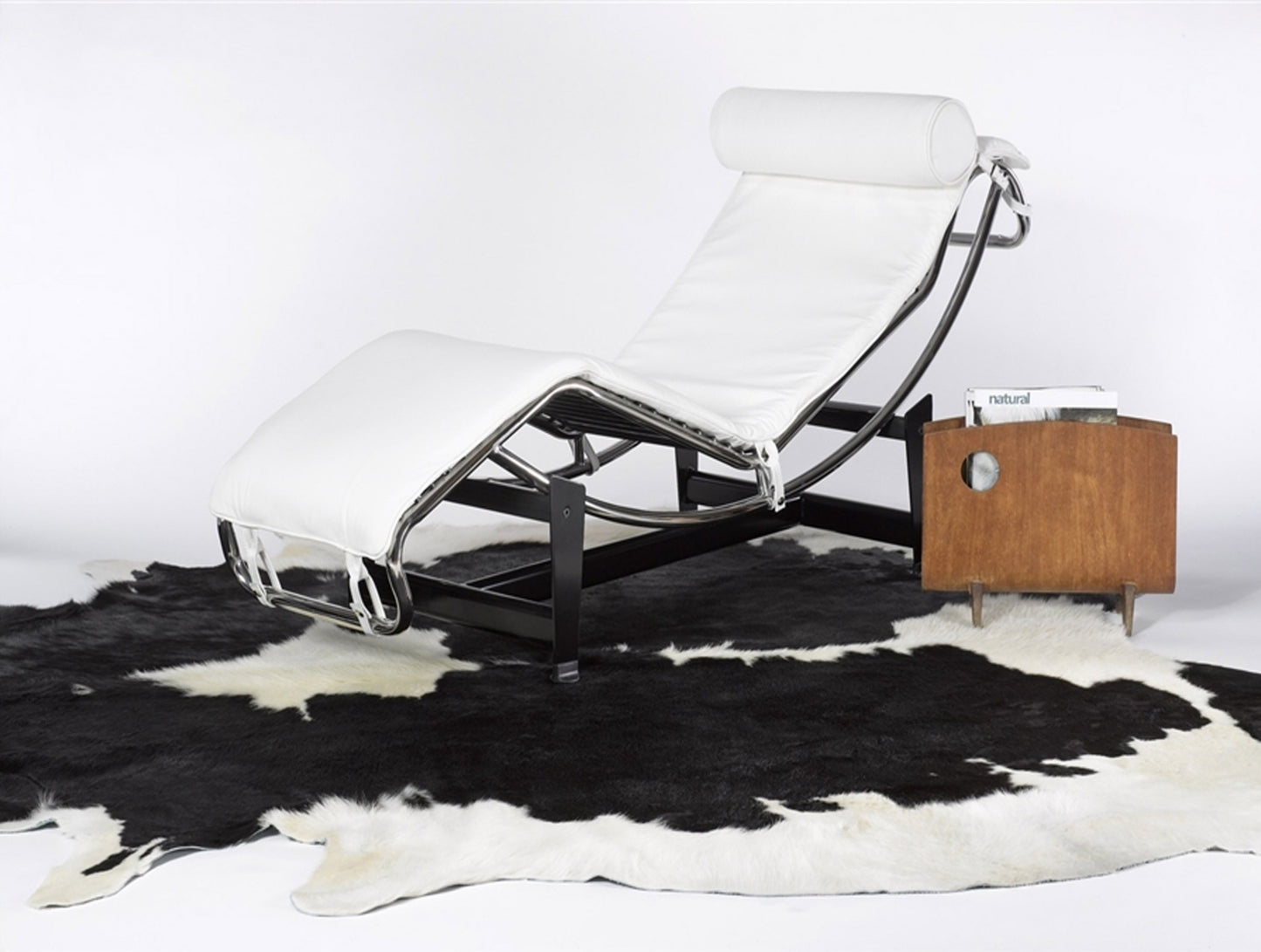 5 x 7 Black & White Cowhide Rug