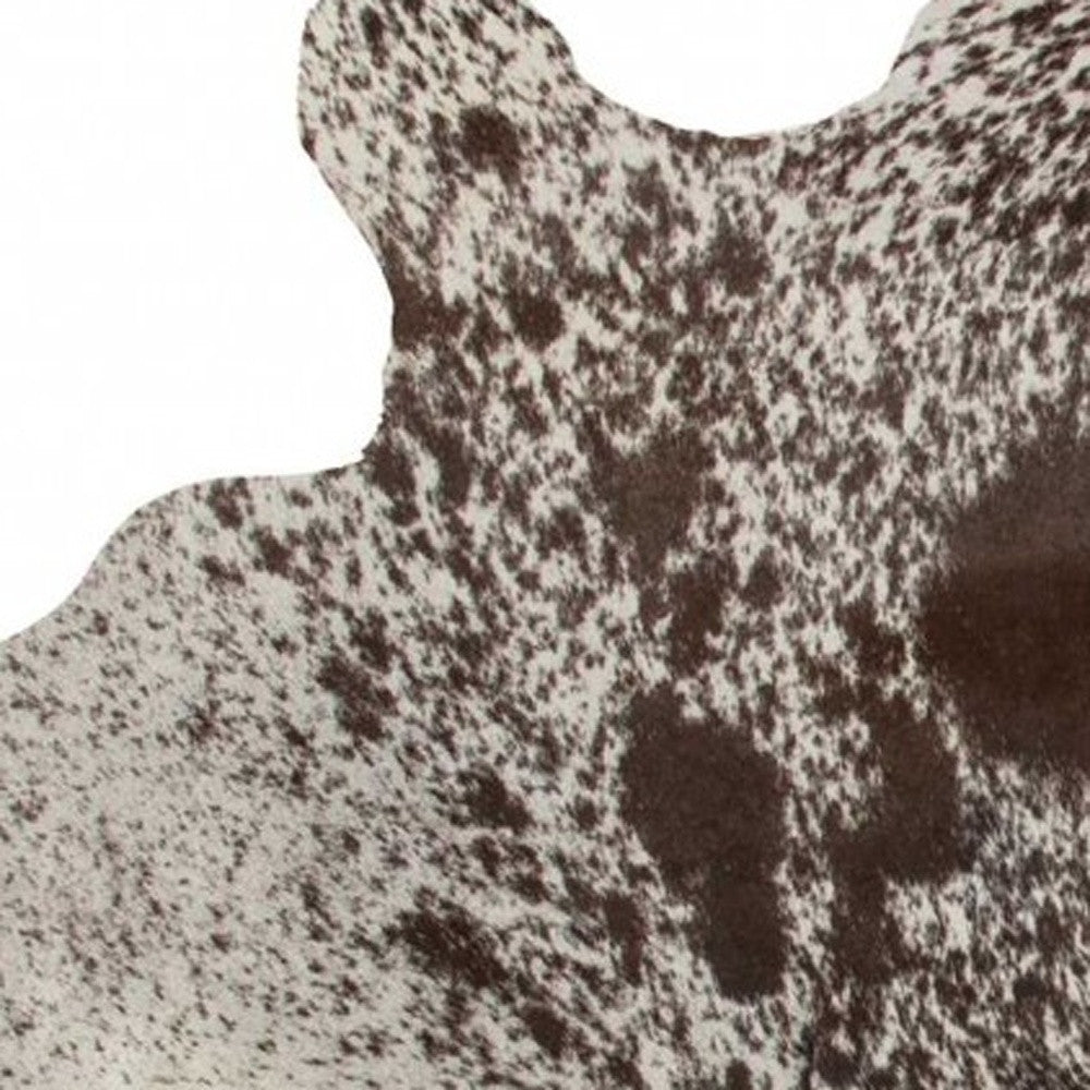 5 x 7 White Chocolate Cowhide Rug