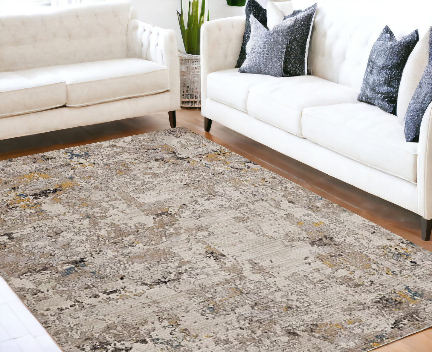 5 x 7 Grey Hand Loomed Traditional Floral Indoor Rug