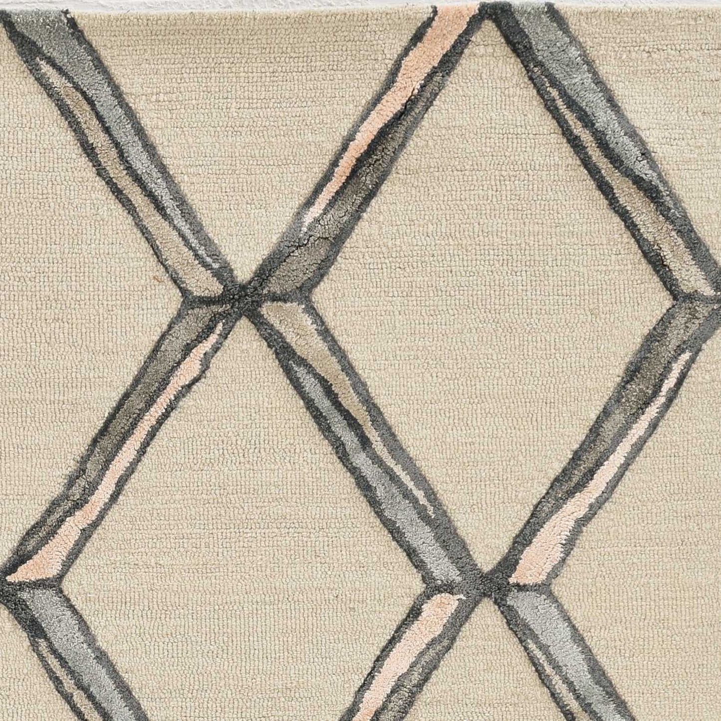 115 Cream Wool Geometric Hand Tufted Rug