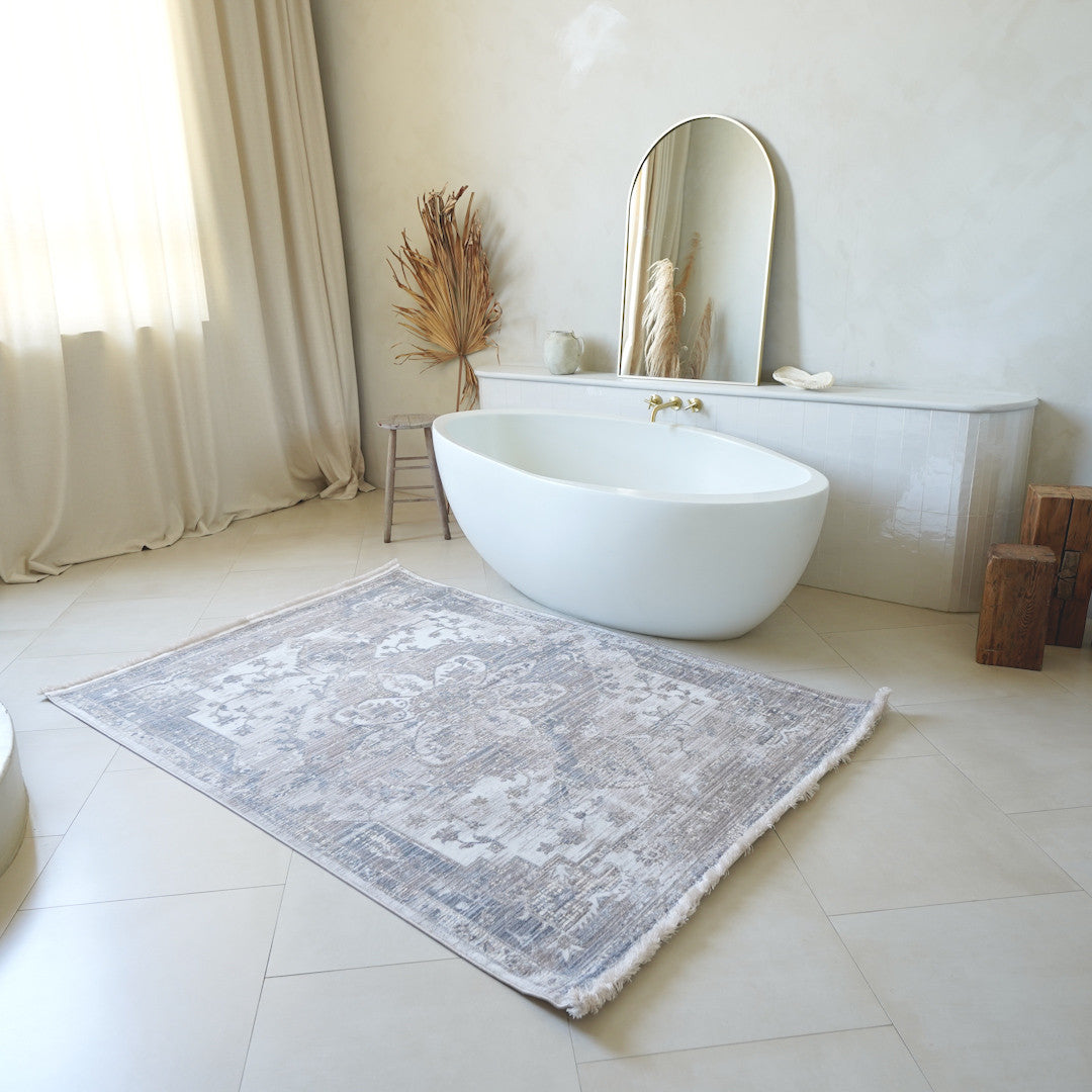 7 x 9 Beige & Ivory Medallion Power Loom Rug