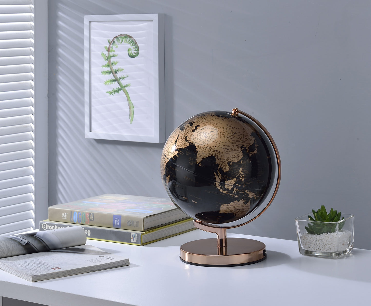 Black & Rose Gold Polyresin Globe With LED