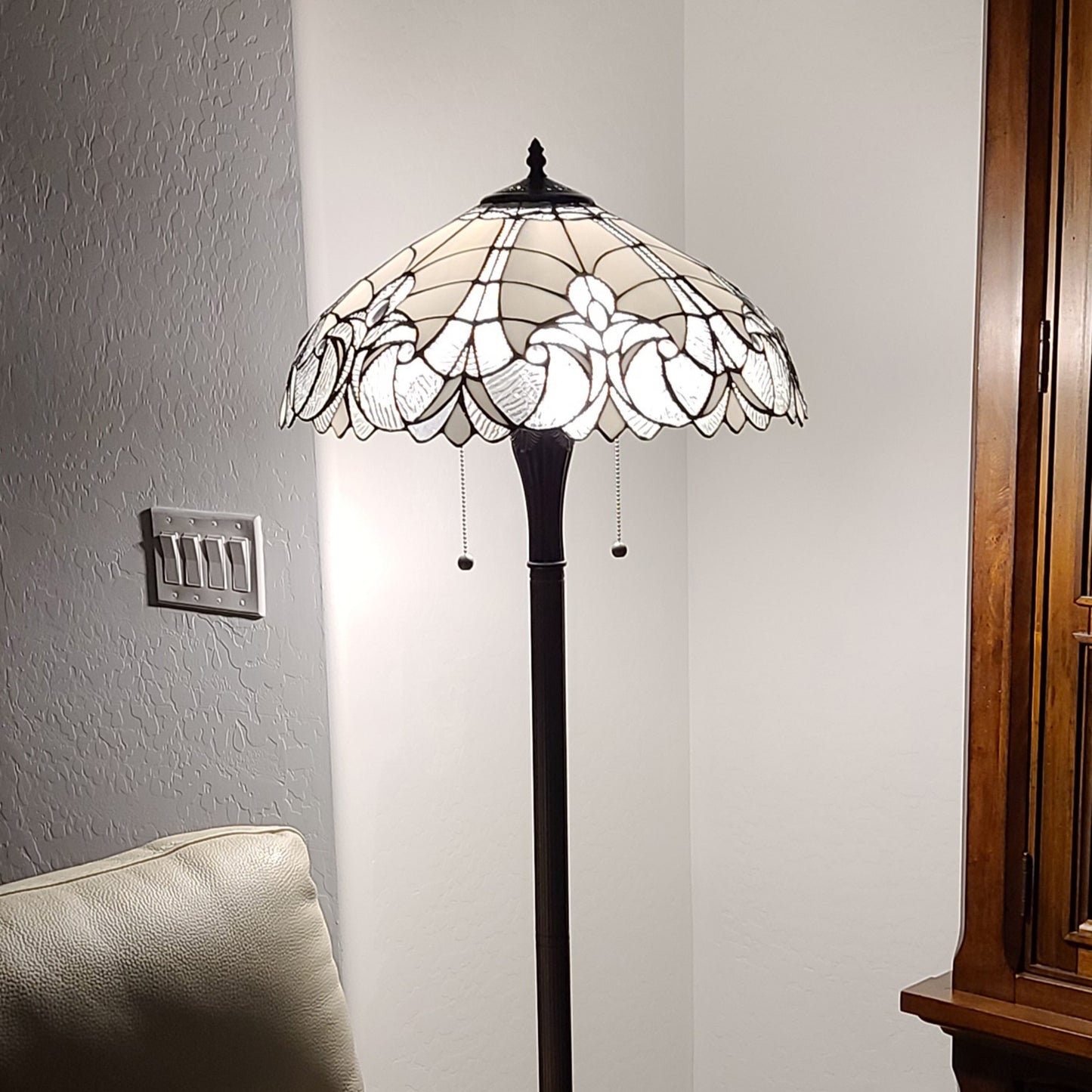 Brown 2-Light Torchiere Floor Lamp w/ White Fleur De Lis Stained Glass Shade