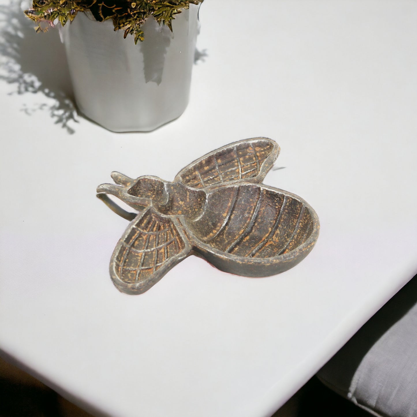 Gray Bumble Bee Metal Handmade Tray