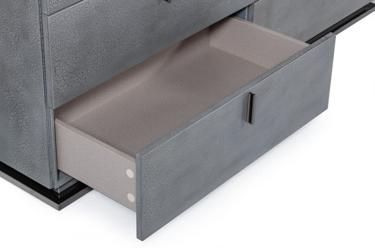 White Solid Wood Standard Chest