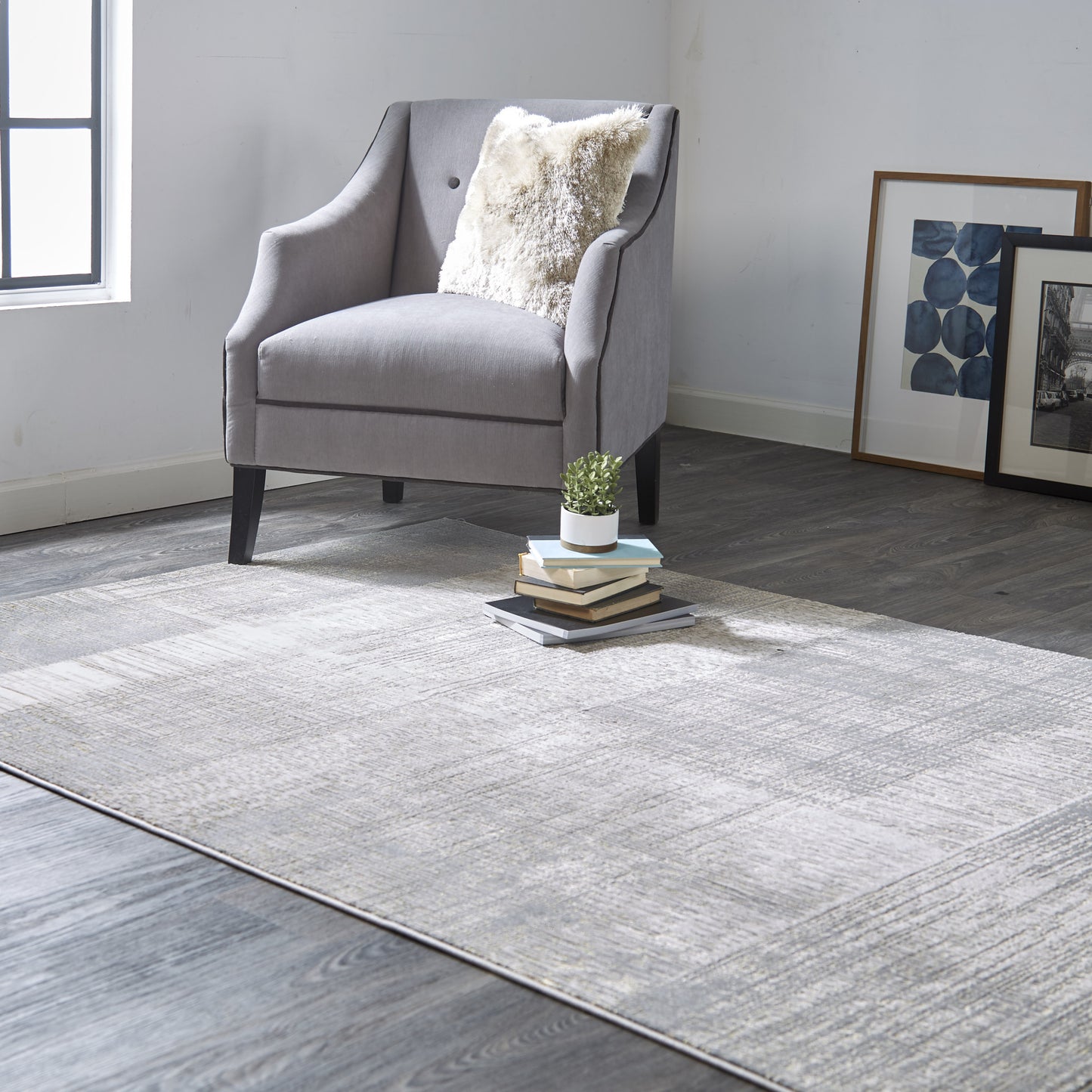 10 x 13 Gray & Ivory Stain Resistant Rug