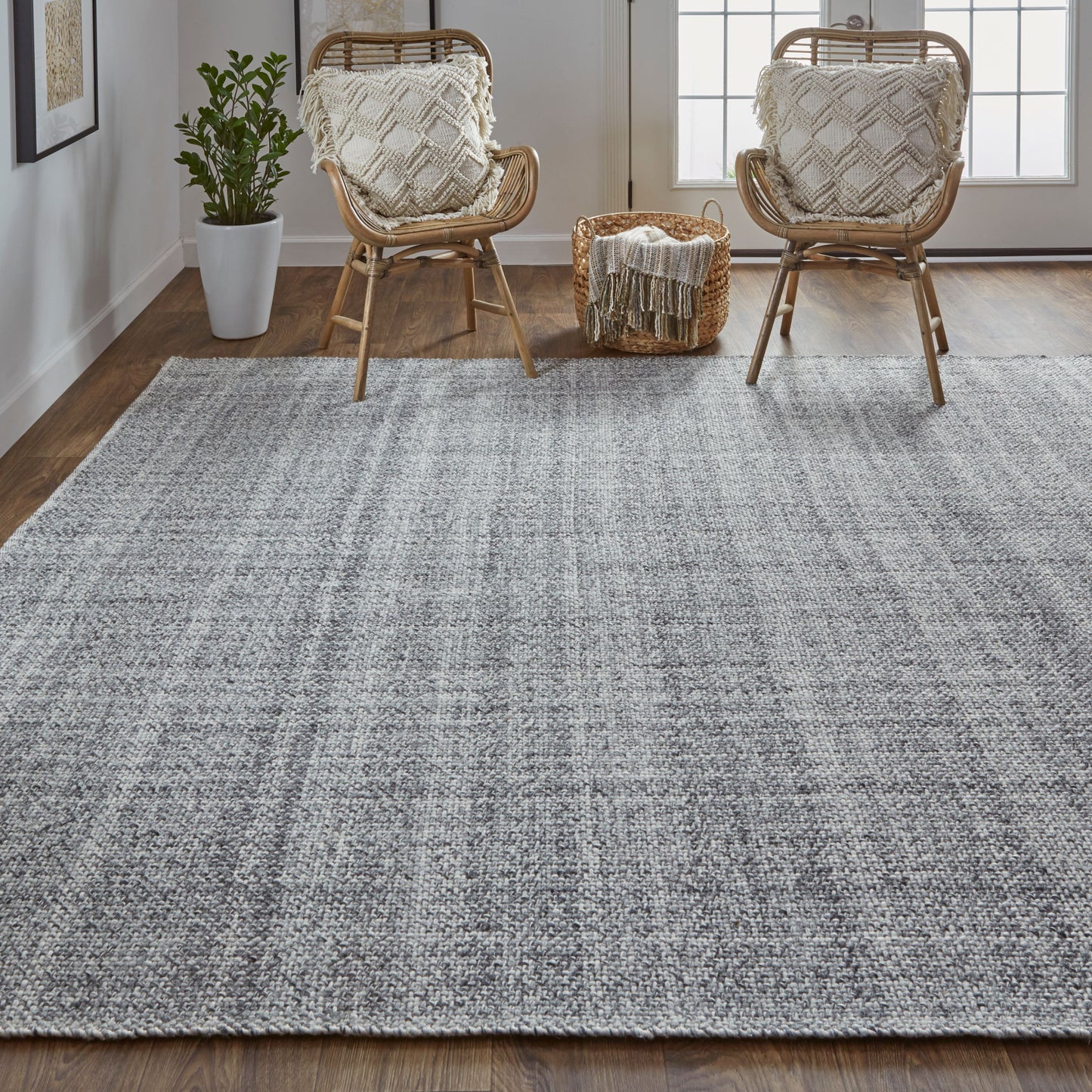 9 x 12 Gray Hand Woven Rug