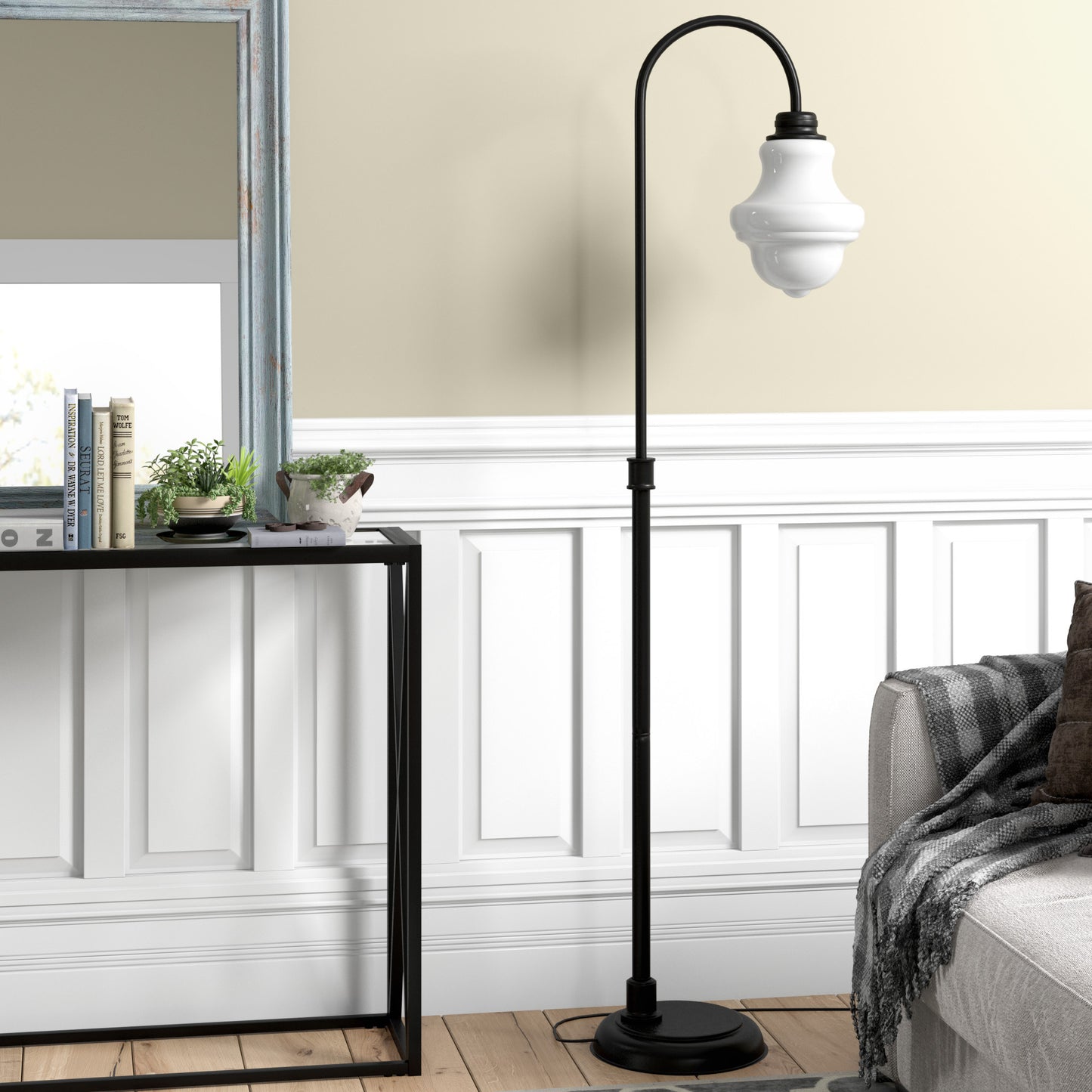 Black Floor Lamp w/ Shade