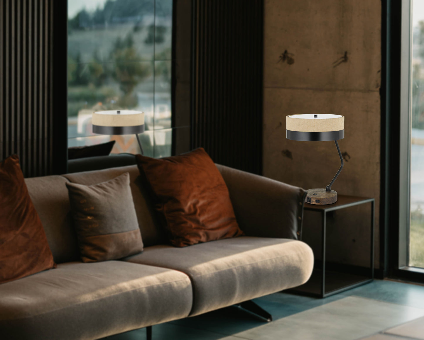 Black Two Light Desk Table Lamp w/ Shade