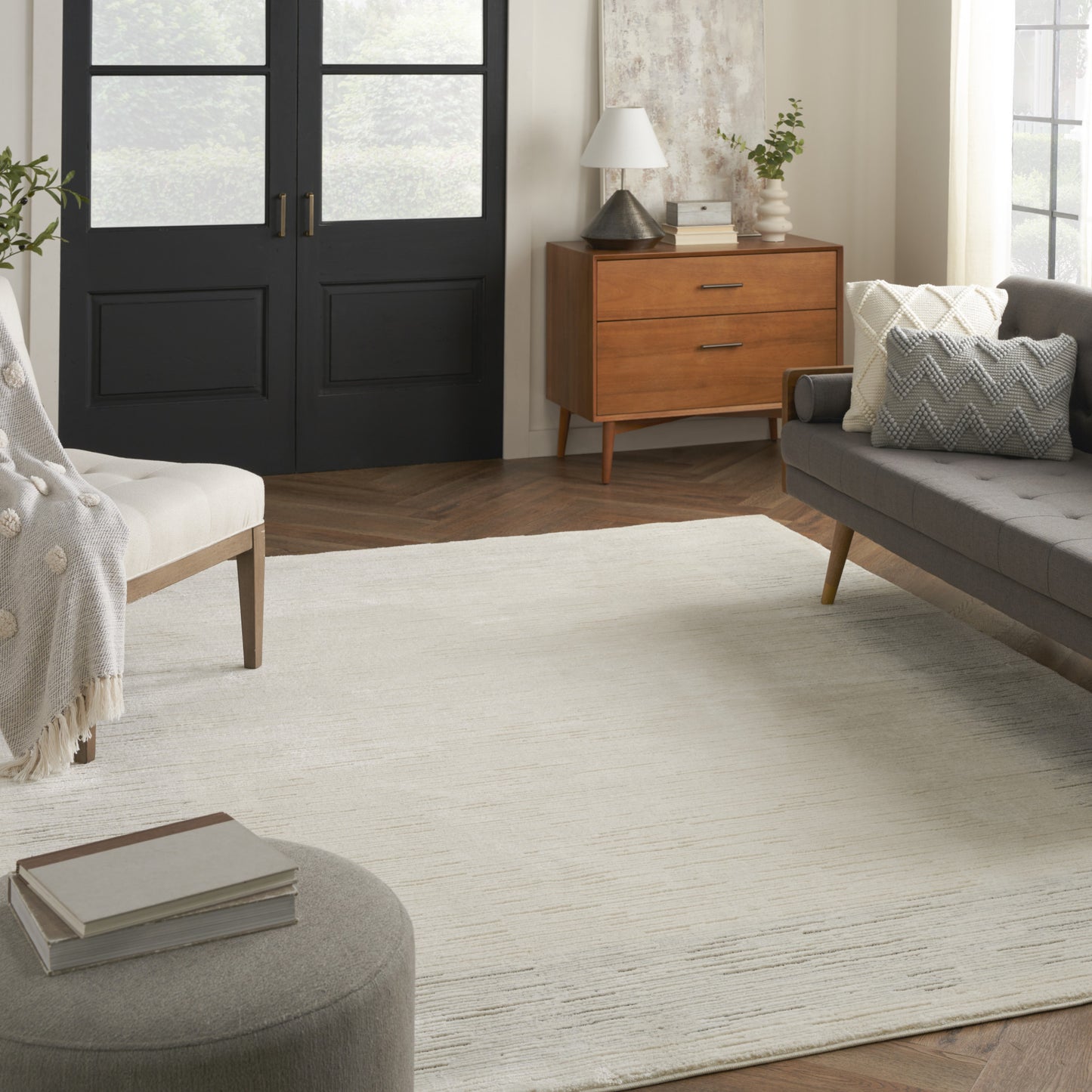 8 x 10 Ivory & Gray Power Loom Rug