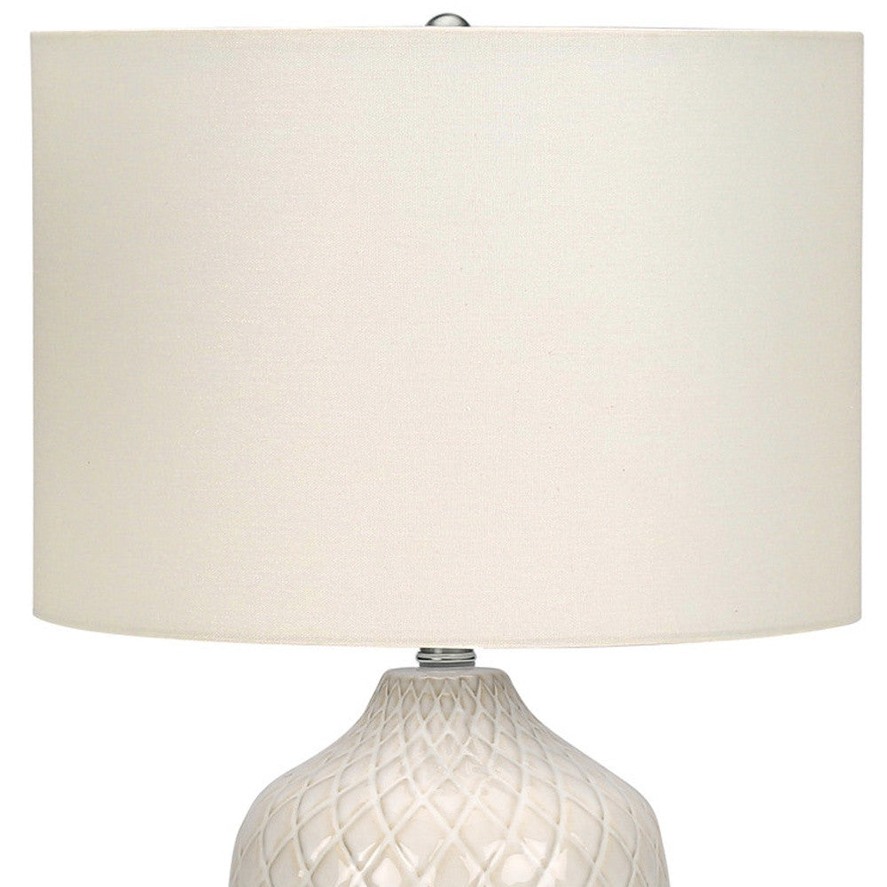 Cream Urn Table Lamp w/ Shade