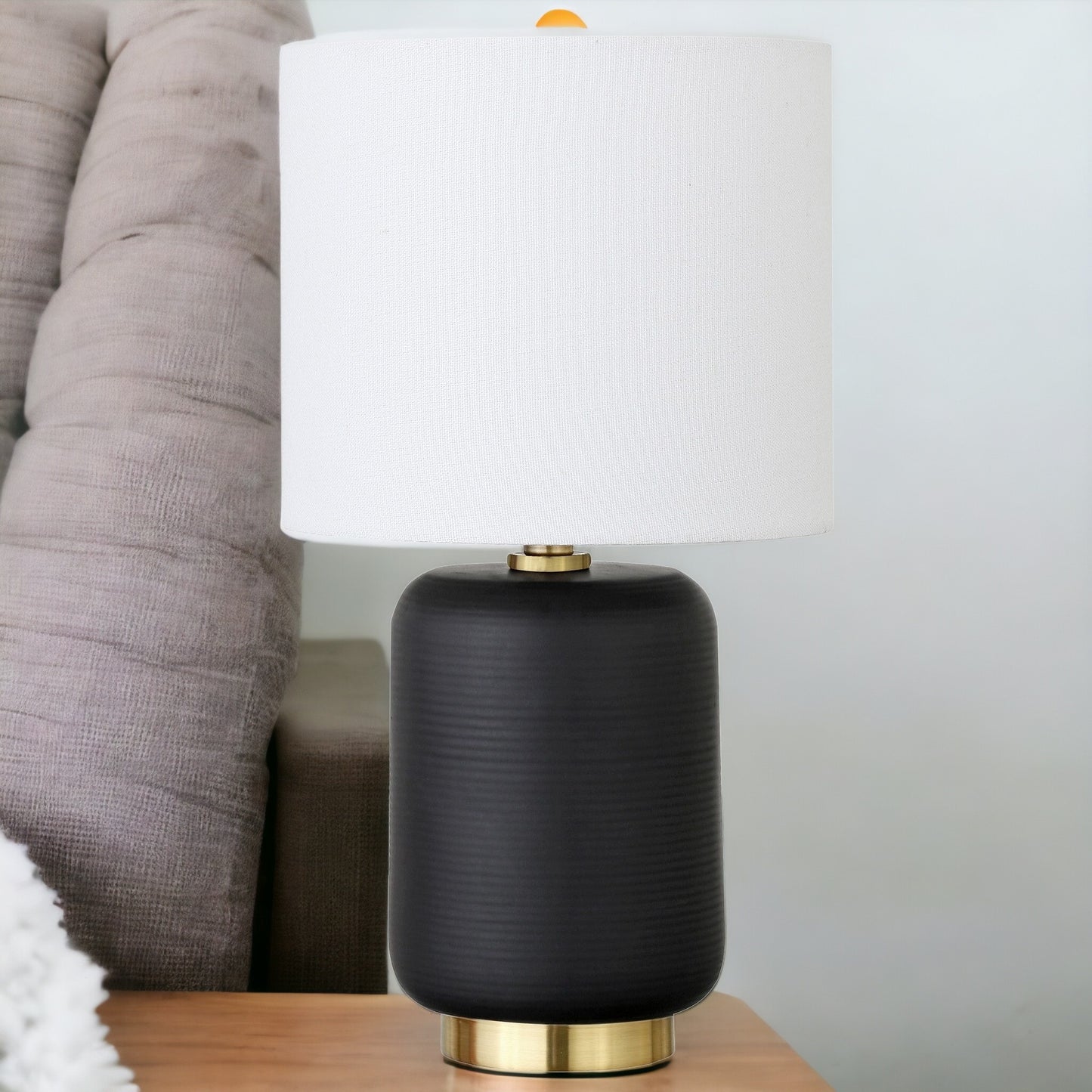 Black & Gold Table Lamp w/ Shade