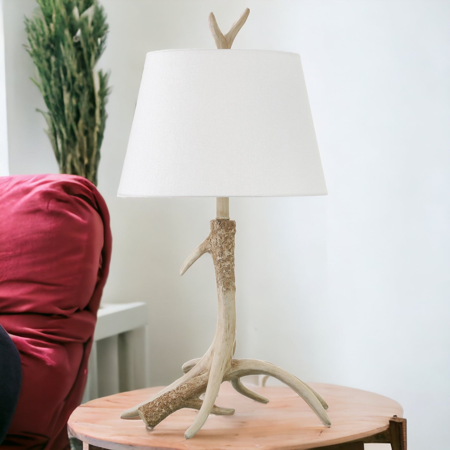 Brown Antlers Table Lamp w/ Shade