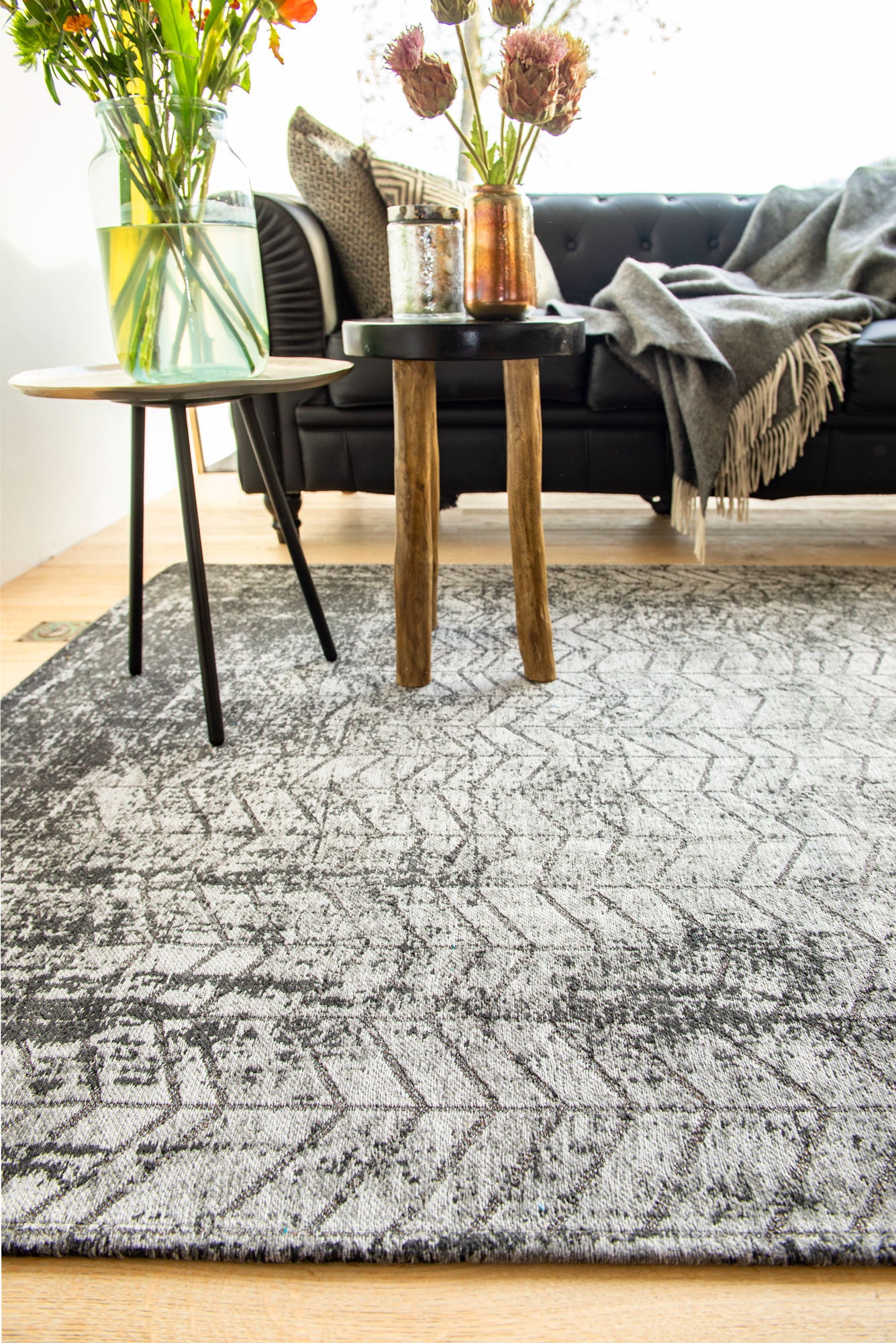 7 x 9 Black & Gray Chevron Non Skid Rug