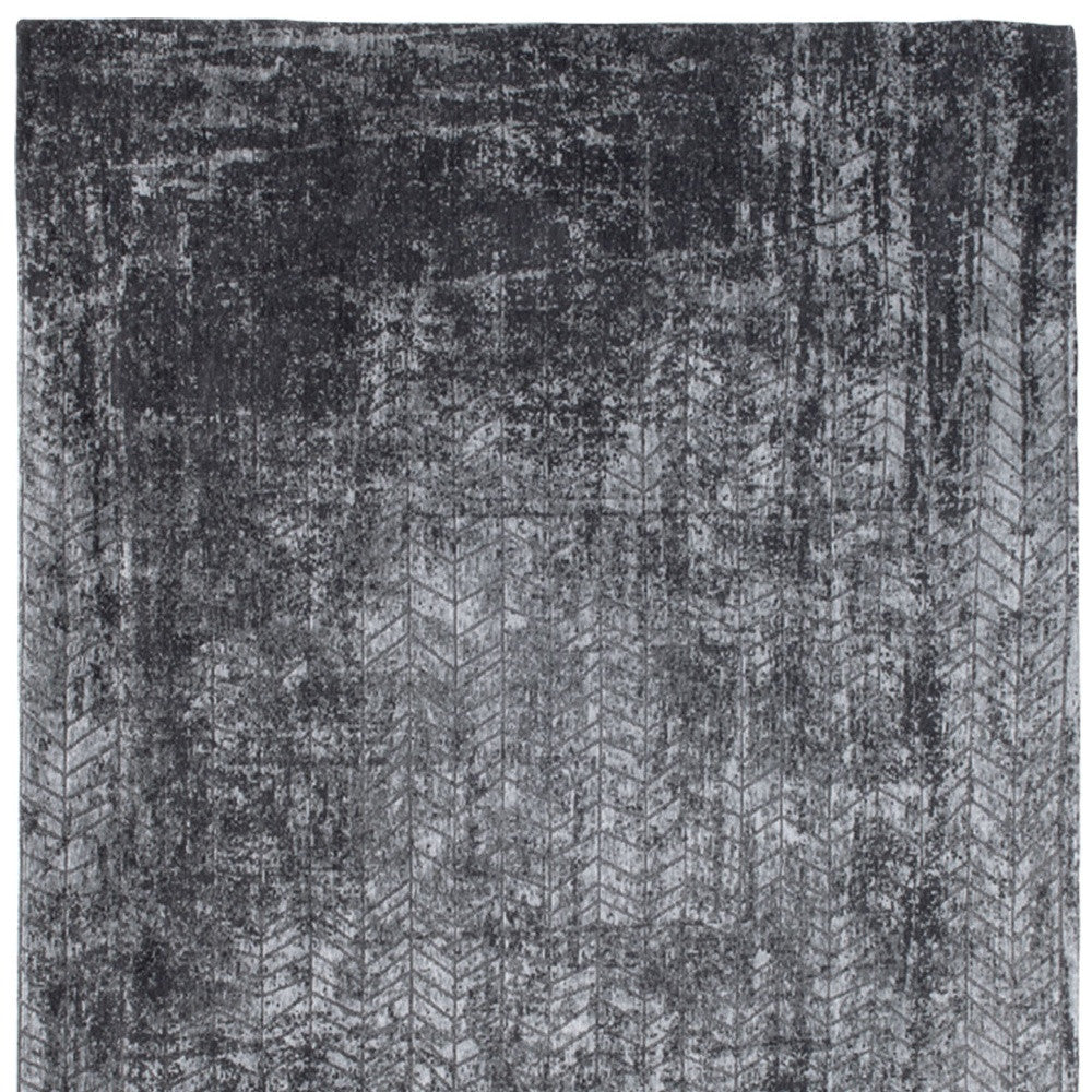 7 x 9 Black & Gray Chevron Non Skid Rug
