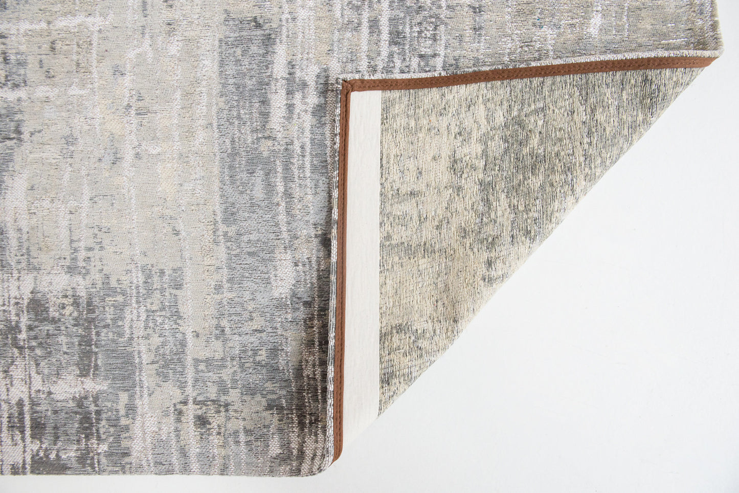 7 x 9 Gray & White Non Skid Rug