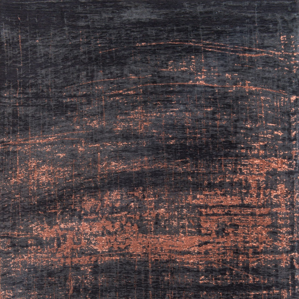 5 x 7 Black & Gold Non Skid Rug