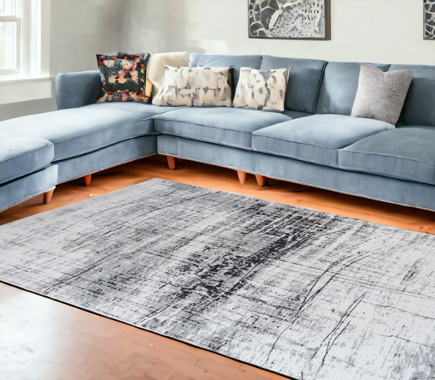 7 x 9 Black & White Non Skid Rug