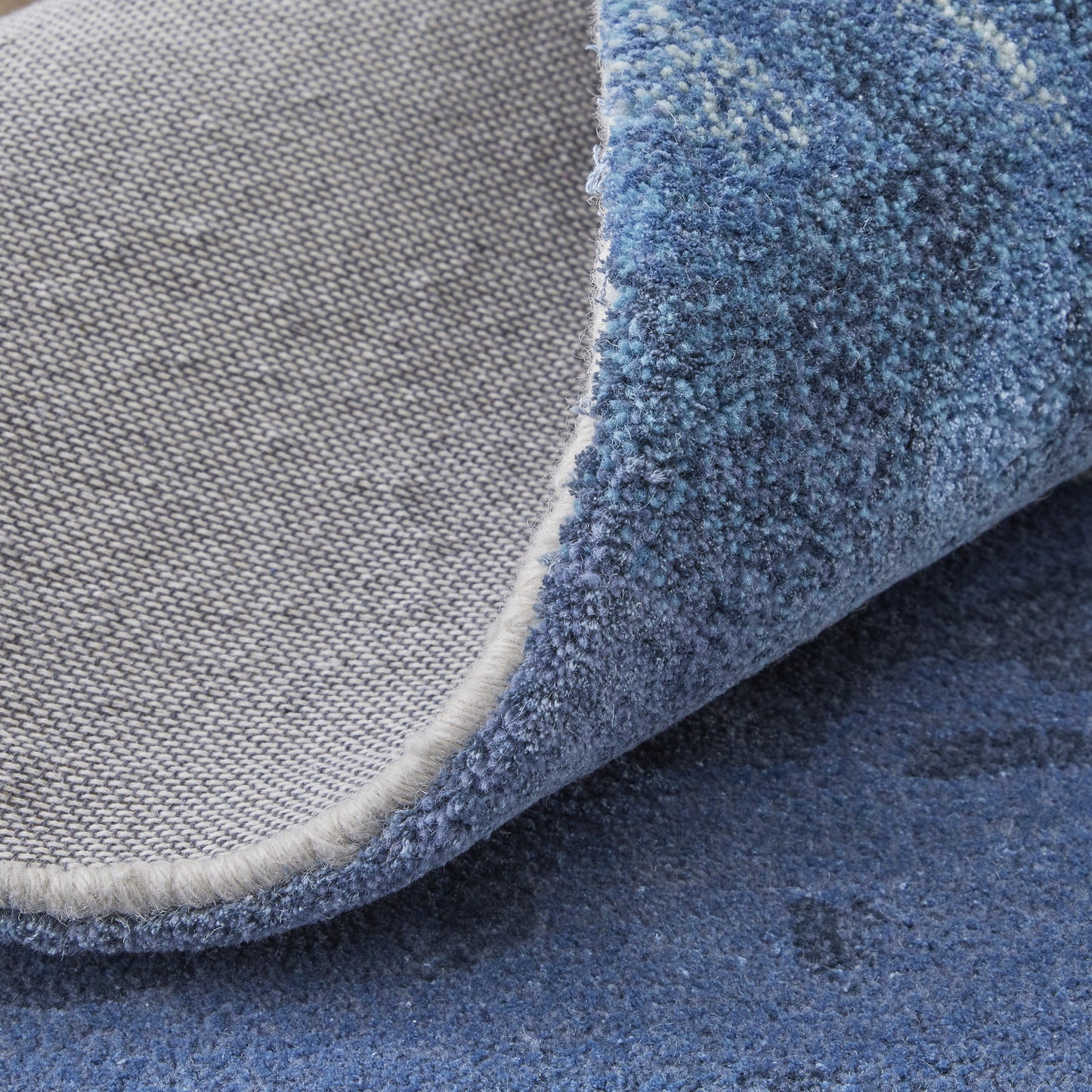 9 x 12 Blue & Ivory Hand Tufted Rug