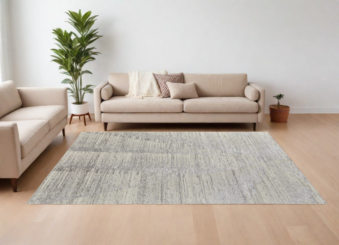 8 x 10 Ivory & Gray Hand Knotted Rug