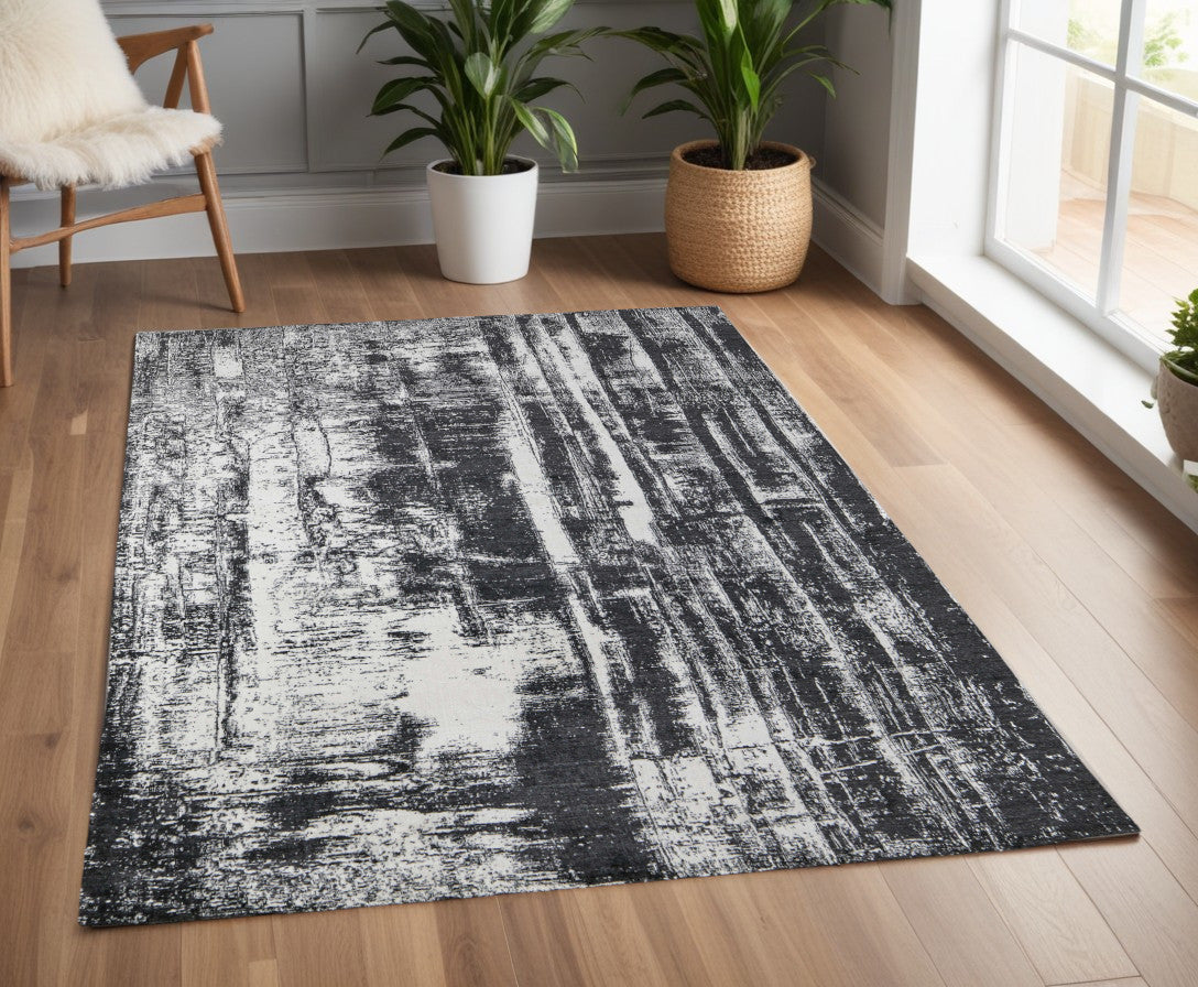 4 x 6 Black & Gray Hand Woven Rug