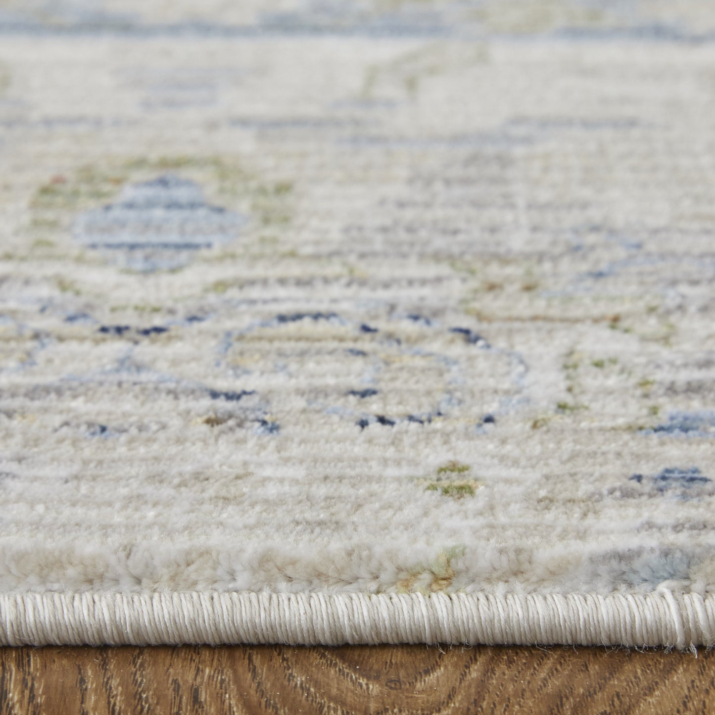 8 x 10 Ivory Green & Blue Power Loom Rug