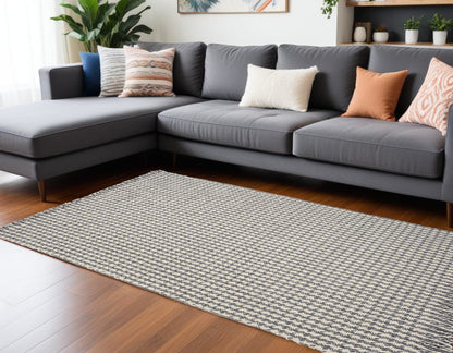 7 x 9 Gray & Ivory Wool Hand Woven Rug