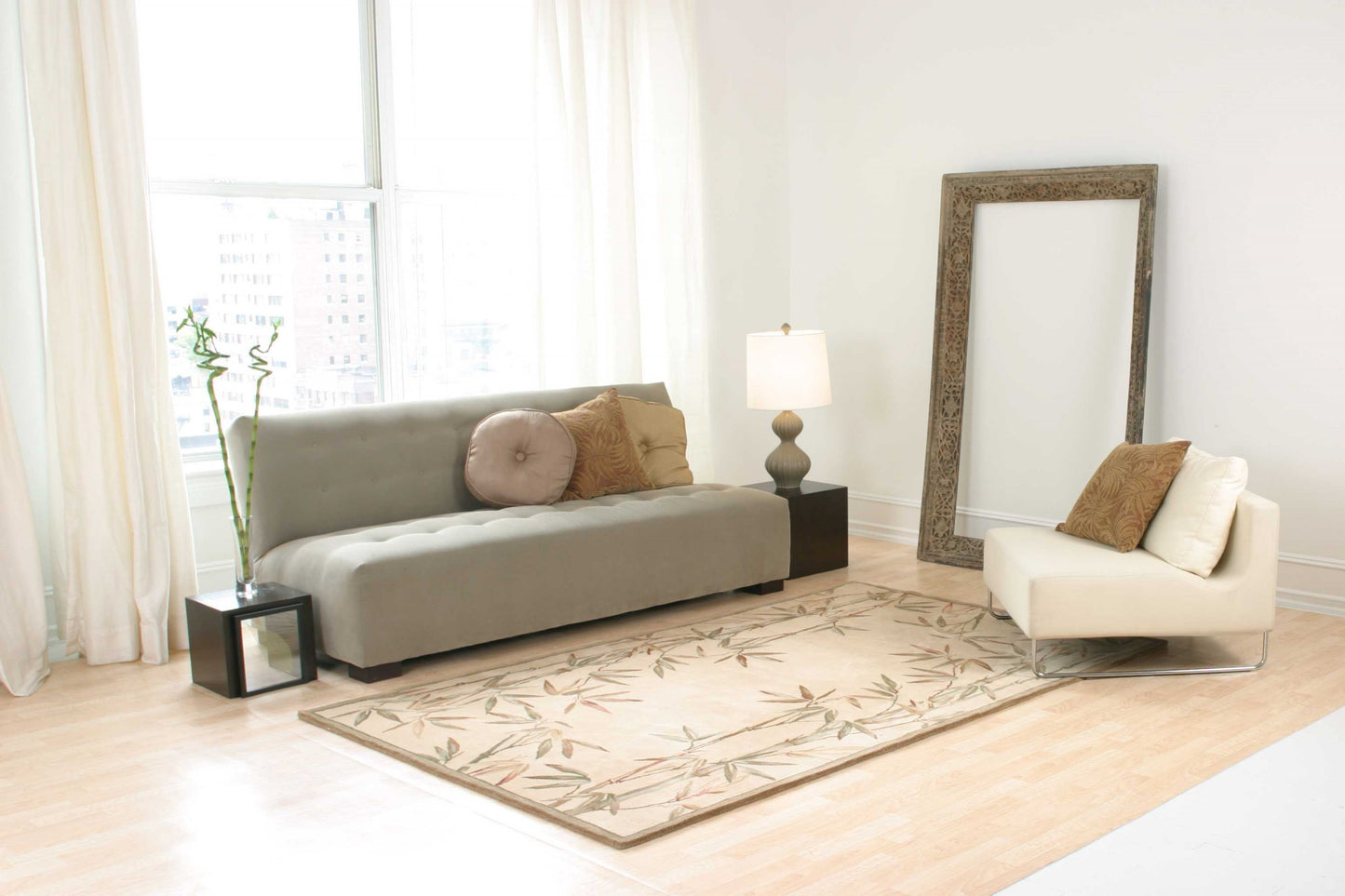 8 x 10 Ivory Wool Handmade Rug
