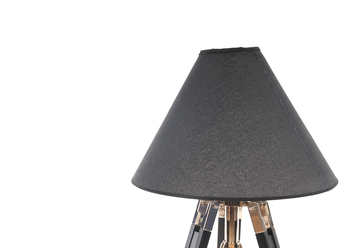 Black Tripod Table Lamp w/ Shade