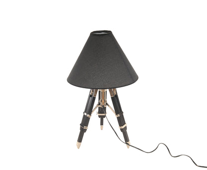 Black Tripod Table Lamp w/ Shade