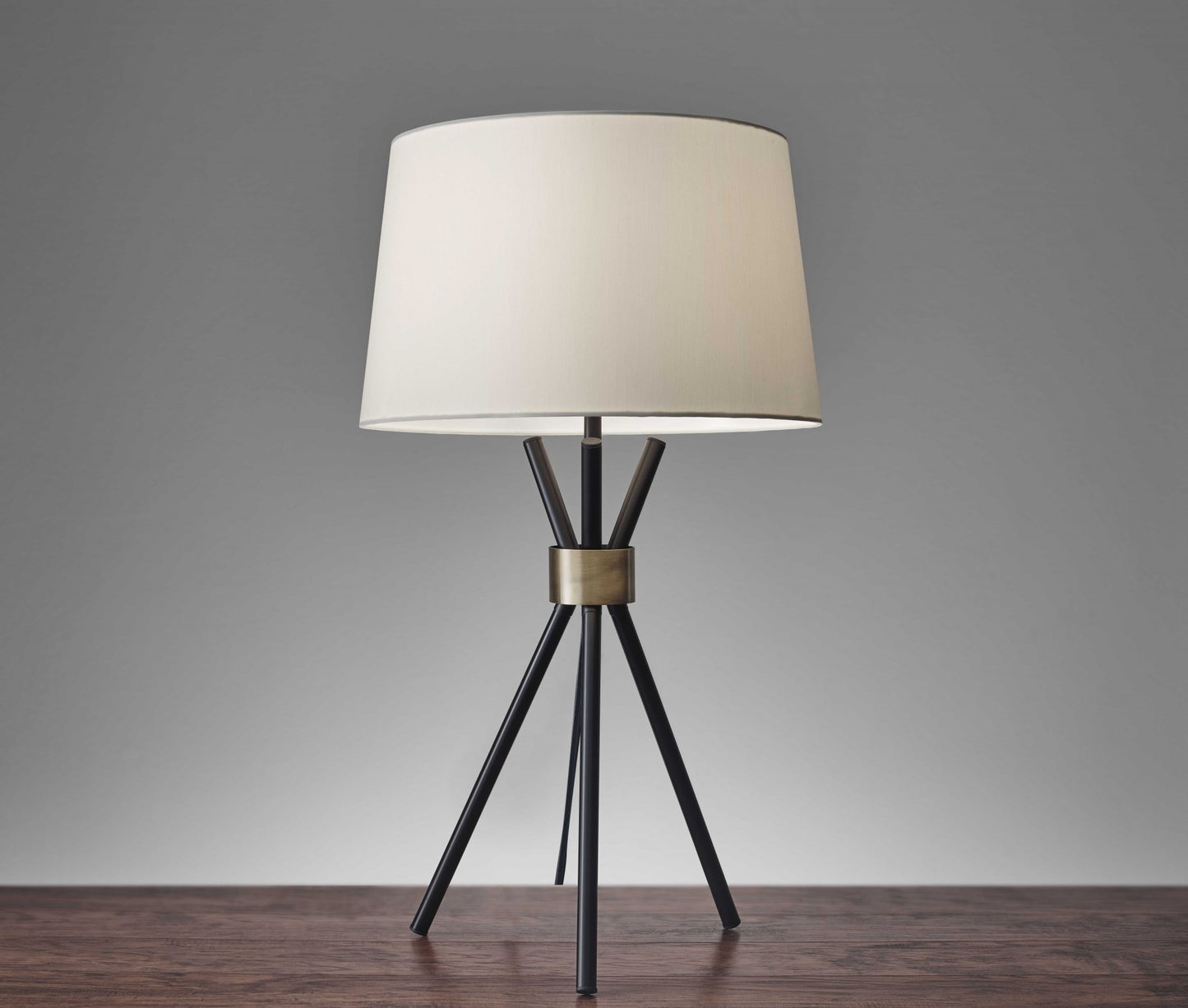 Black Tripod Leg w/ Antique Brass Accent Table Lamp