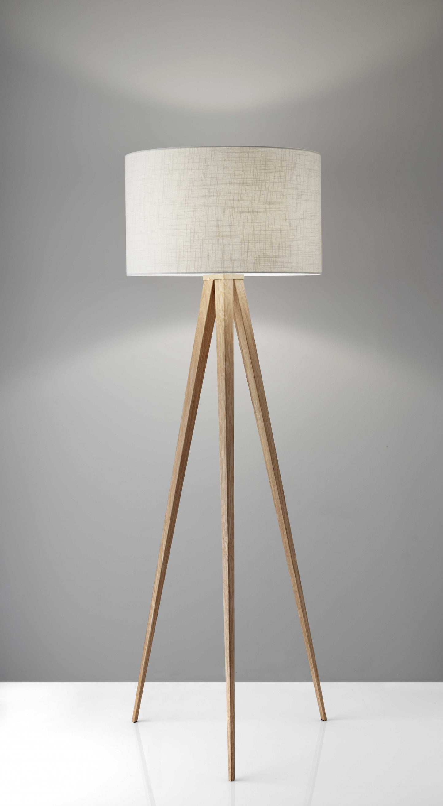 Tripod Floor Lamp w/ Shade