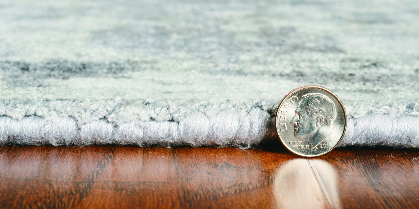 8 x 10 Gray Hand Loomed Rug