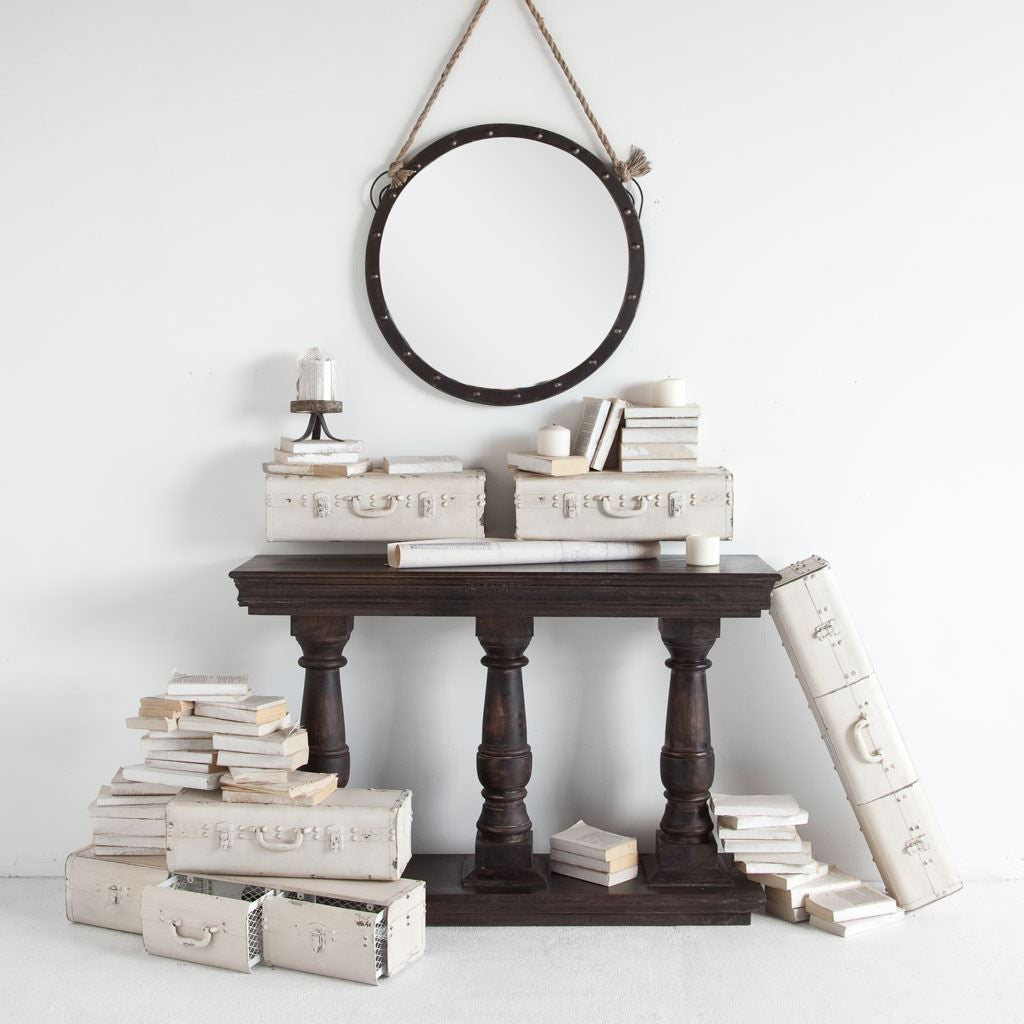 Round Metal Frame Wall Mirror