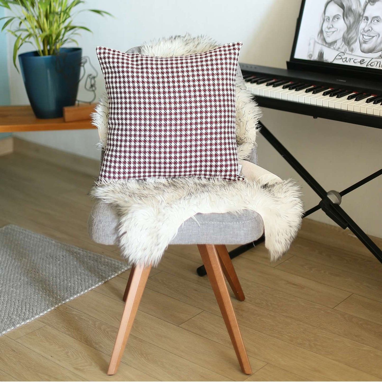 Maroon Red Houndstooth Pattern Pillow
