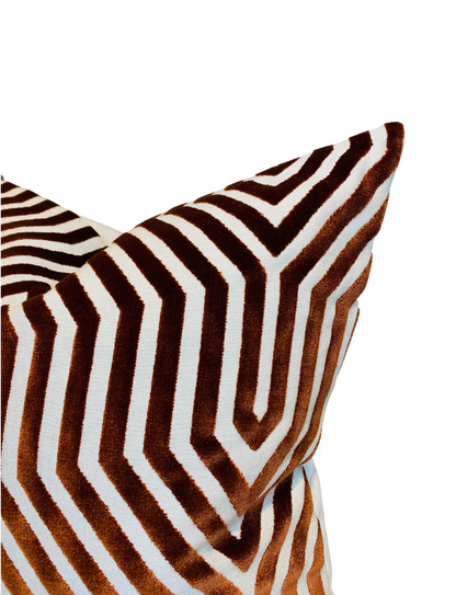 Vanderbilt Pillow in Russet