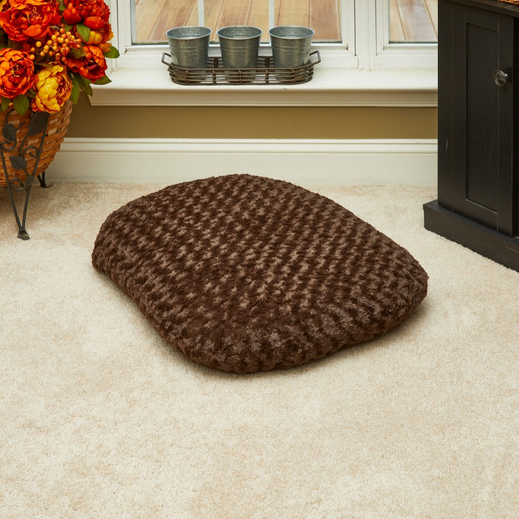 Lux Faux Fur Oval Pet Bed