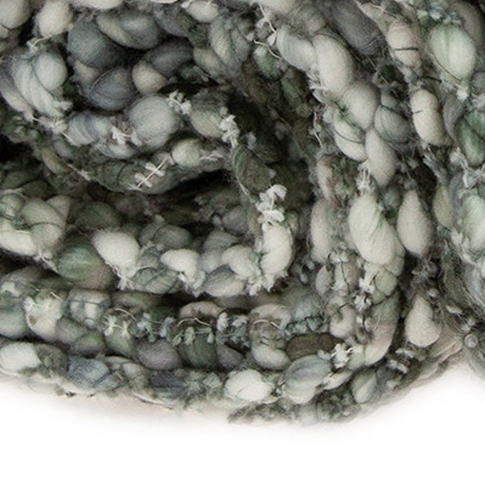 Green & White Knitted Throw w/ Fringe