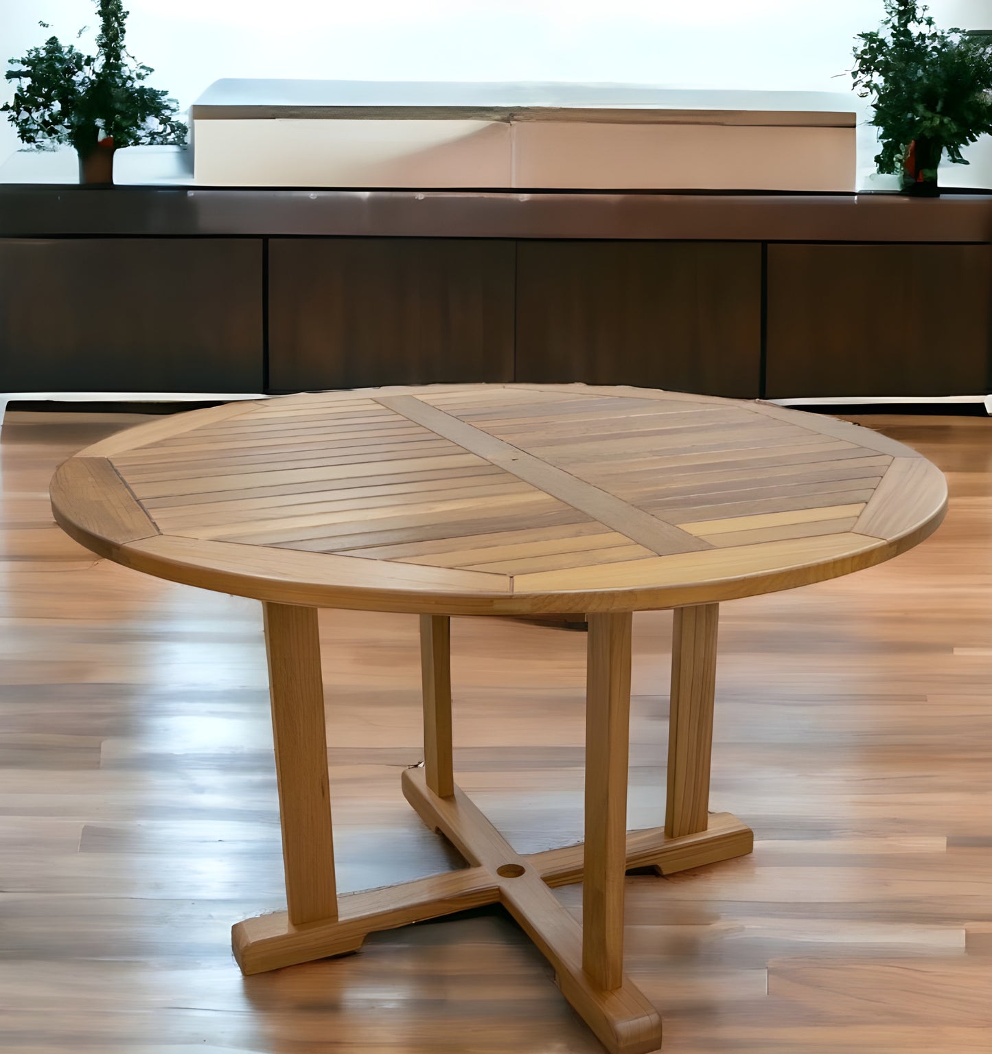 Brown Round Solid Teak Wood Dining Table