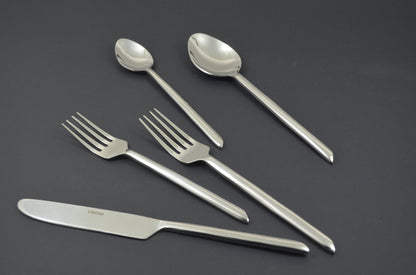 Glossy Silver Stainless Steel 20-Piece Hand Forged Flatware Set