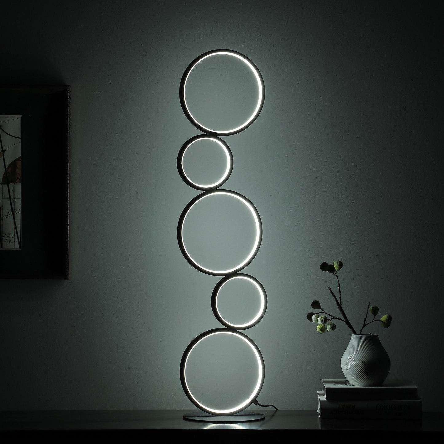 Black Five Circle Geometric Sculpture Table Lamp