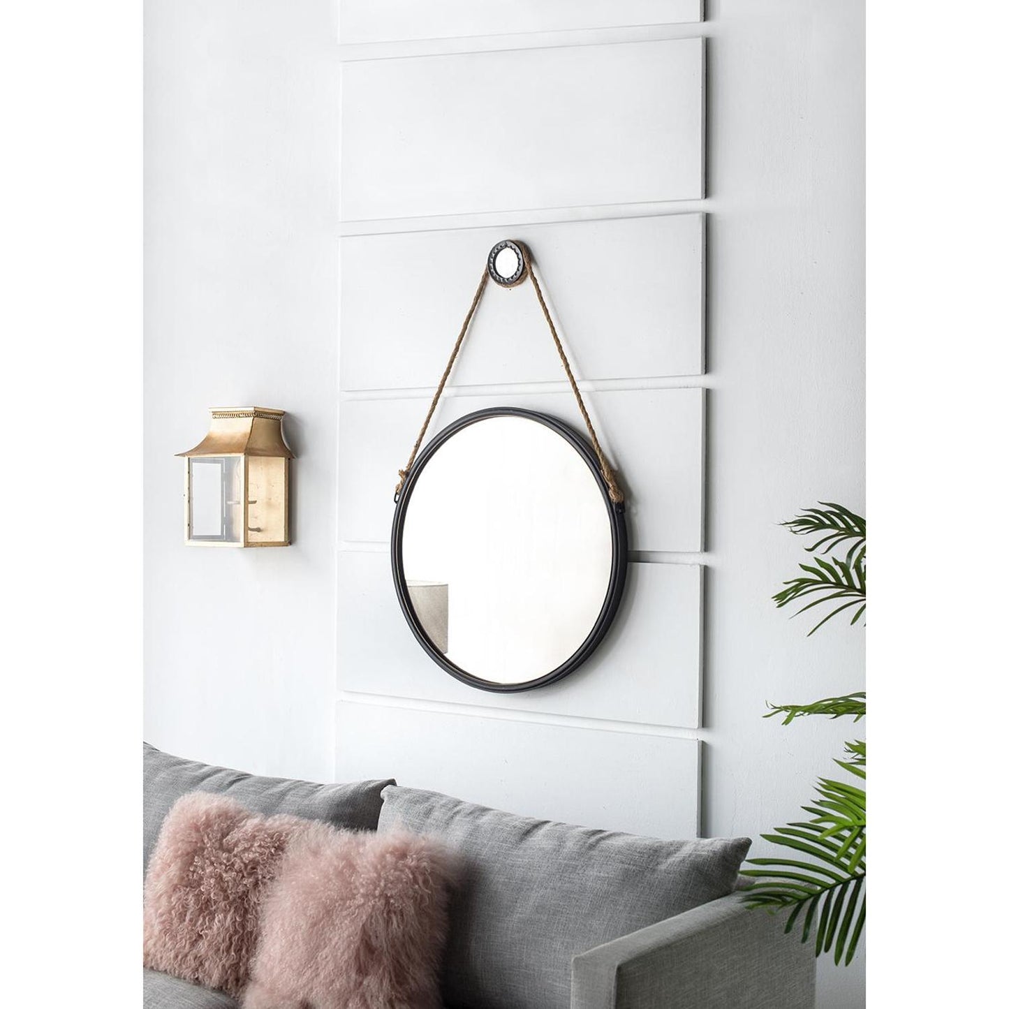 Black Fame Round Wall Hanging Accent Mirror with Rope