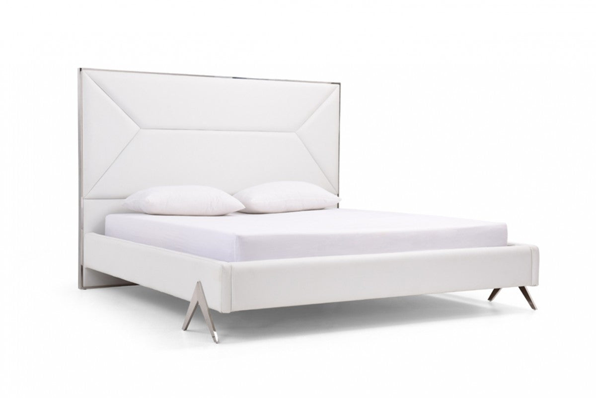 White Tufted Faux Leather Upholstered Queen Bed