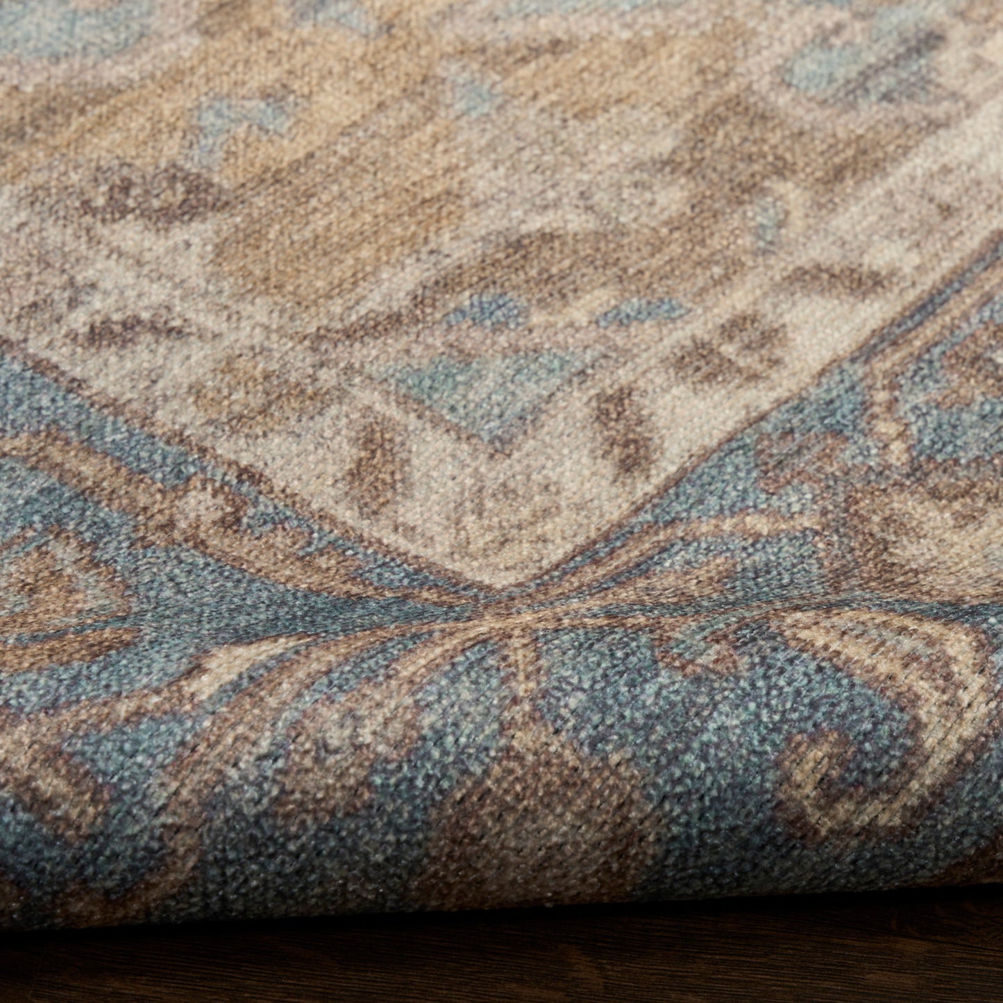 Nourison Vintage Blue & Green Machine Washable Rug - Texture