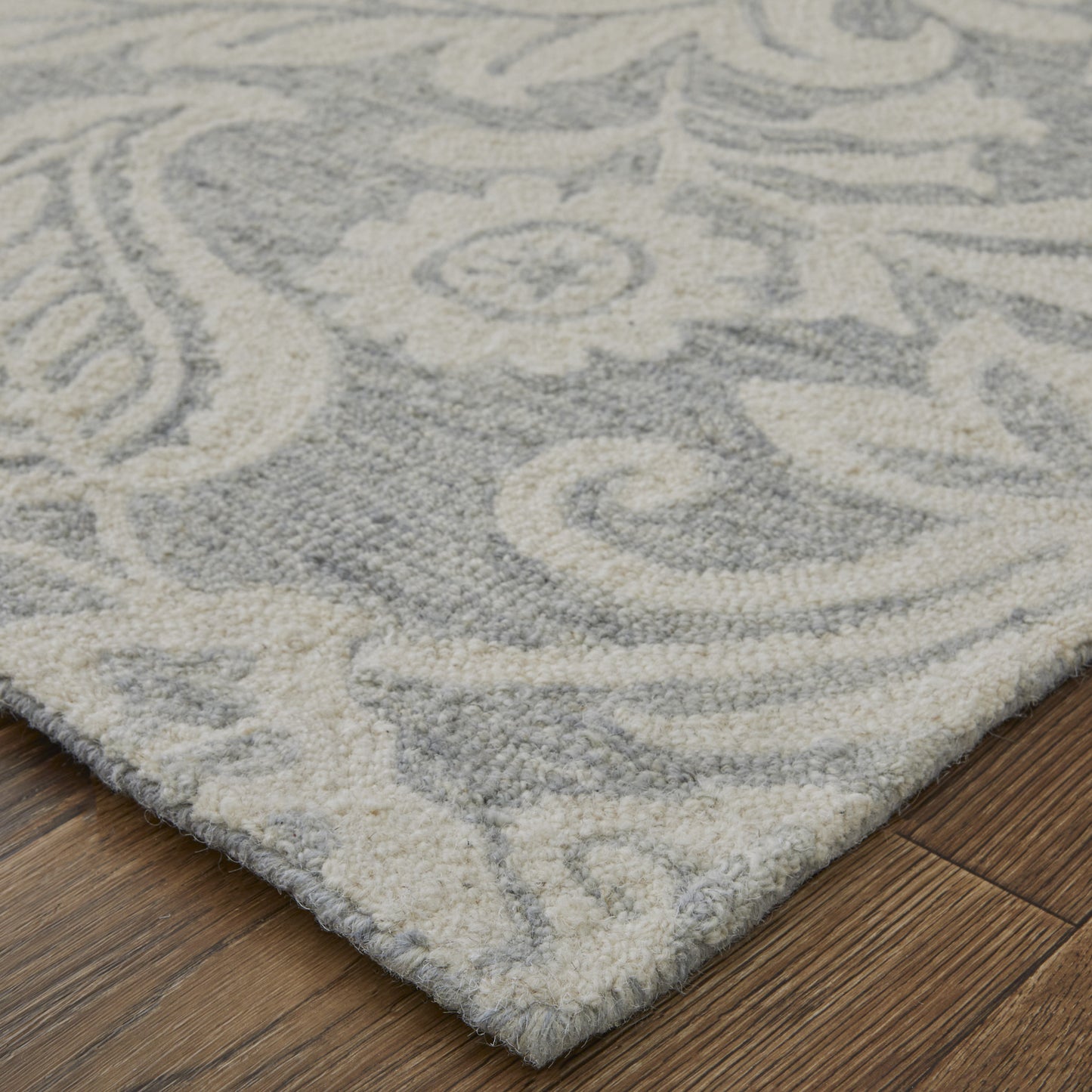 8 x 10 Blue & Ivory Wool Paisley Tufted Handmade Stain Resistant Rug