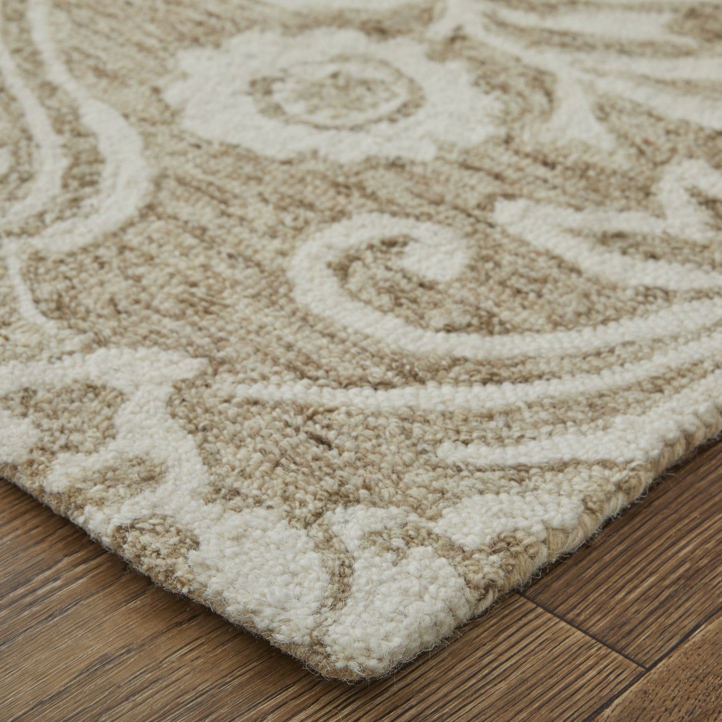 8 x 10 Tan & Ivory Wool Paisley Tufted Handmade Stain Resistant Rug