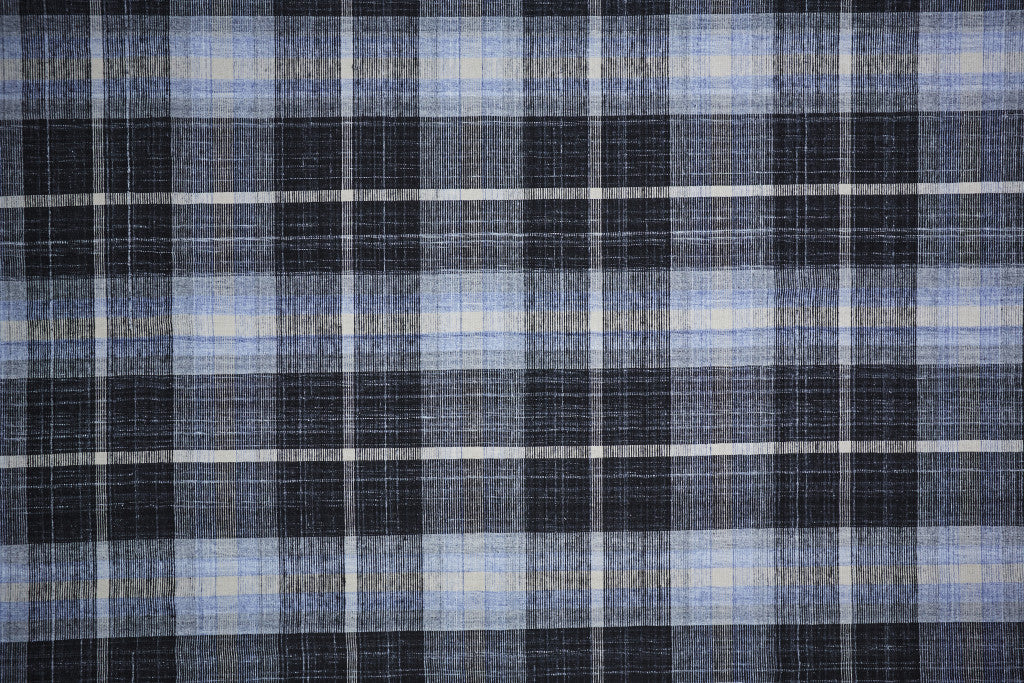 8 x 10 Black Blue & White Hand Woven Stain Resistant Rug