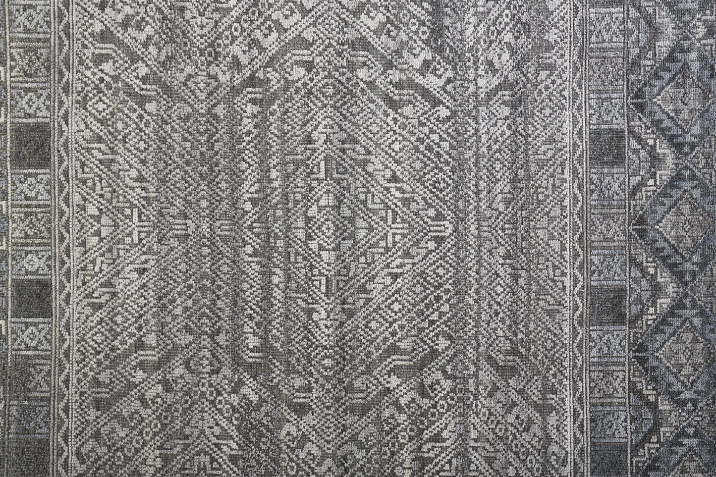 8 x 10 Gray Ivory & Blue Geometric Hand Knotted Rug