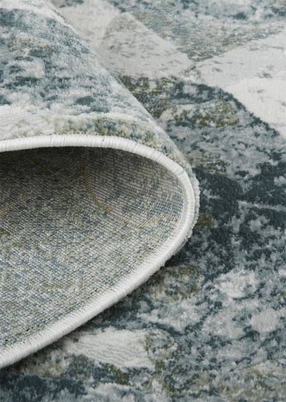 8 x 10 Green & Ivory Patchwork Distressed Stain Resistant Rug
